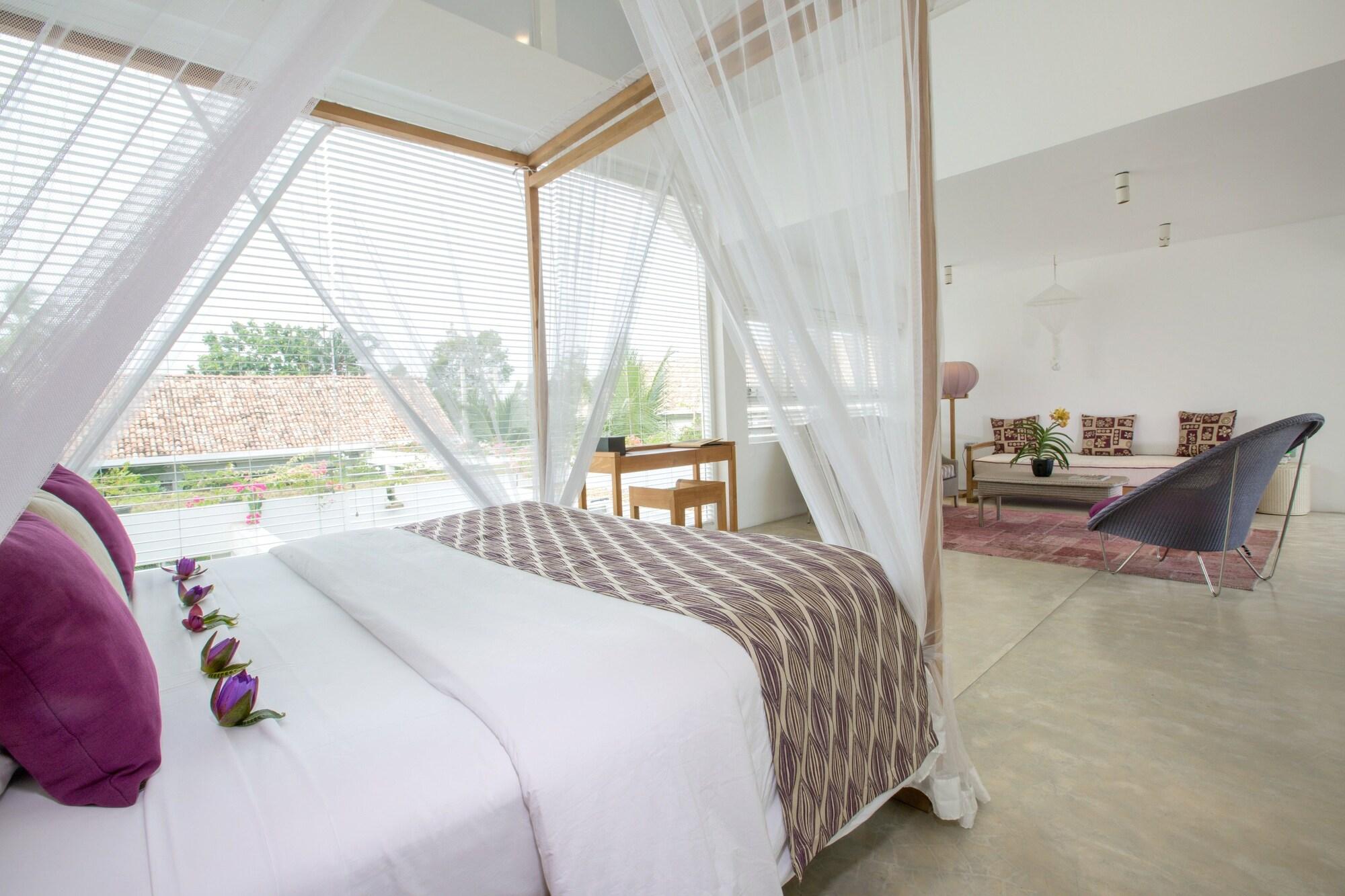 Sri Sharavi Beach Villas & Spa - With 43 Metre Saltwater Infinity Pool Mirissa Exterior foto